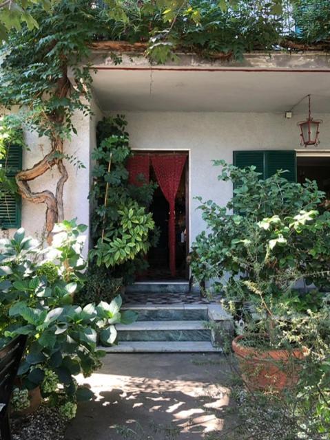 Casa Cambini Bed and Breakfast Marina di Massa Εξωτερικό φωτογραφία